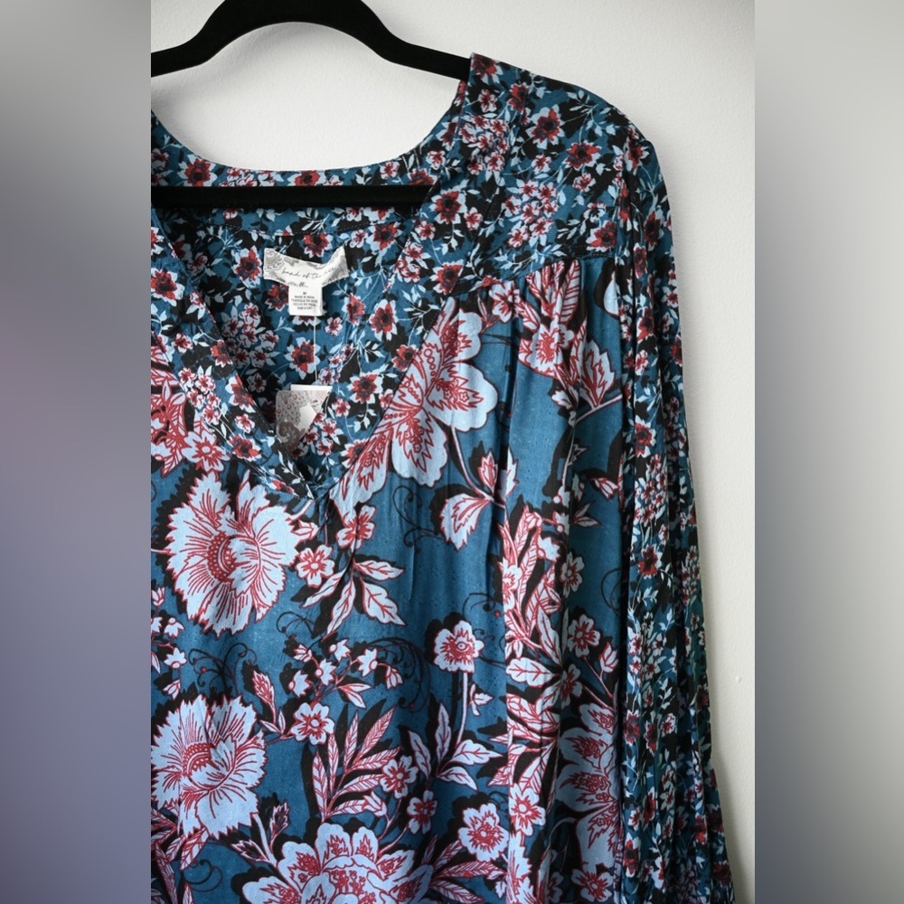 Band of The Free Floral Blouse - Picture 4 of 10